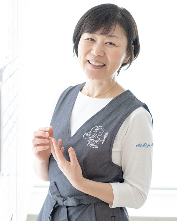 隈部美千代写真